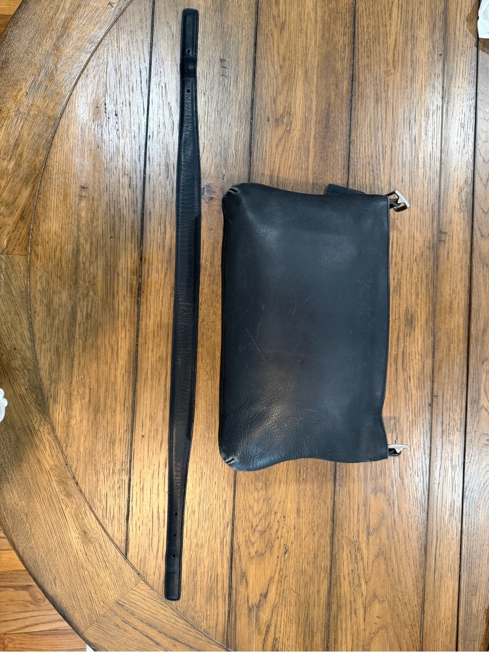 Coach vintage 9406 authentic Black Leather Shoulder Bag with Silver Hardware - Picture 2 of 15